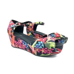 TOMS Sandals Women 9M Shoes Black Red Floral Platform Peep Toe Wedges Heels SH80